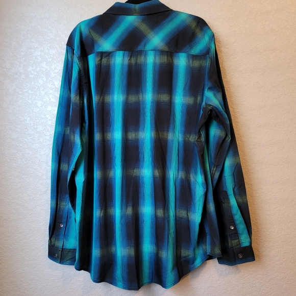 NWT Inc Men's Leo Plaid Shirt Multiple Sizes - Picture 4 of 9